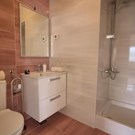 Laureana Apartman *