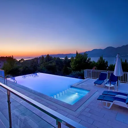 Apartman Laureana *