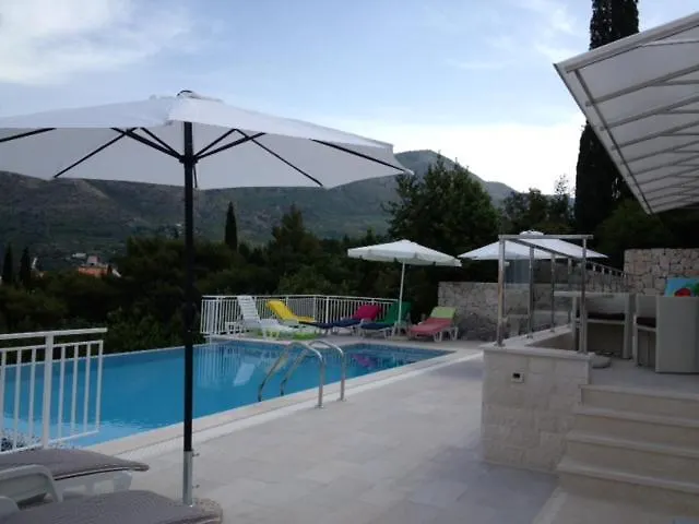 Laureana Цавтат